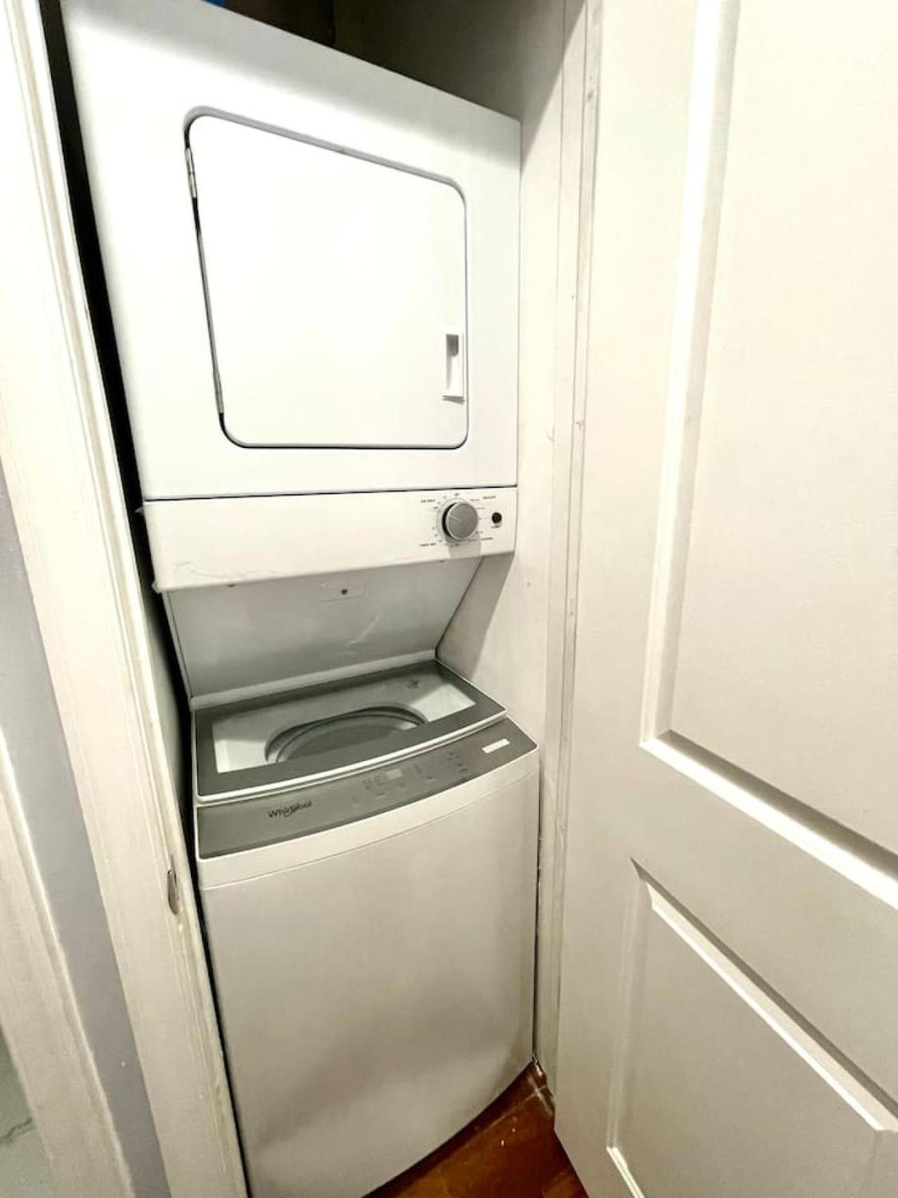 Apartment Downtown Hall Near Kimmel Center 2bd