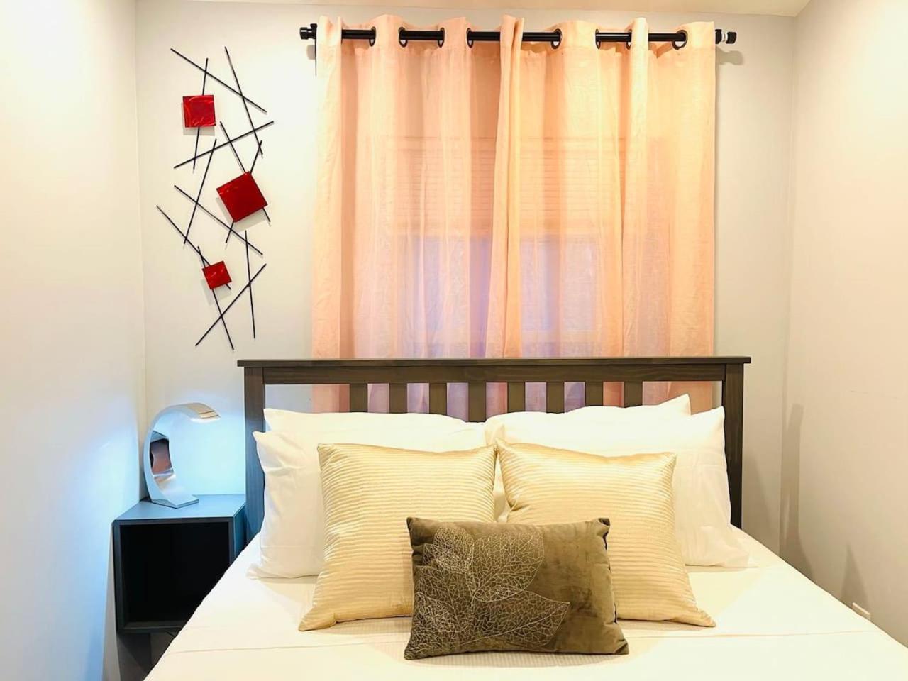 Downtown Hall Near Kimmel Center 2bd *